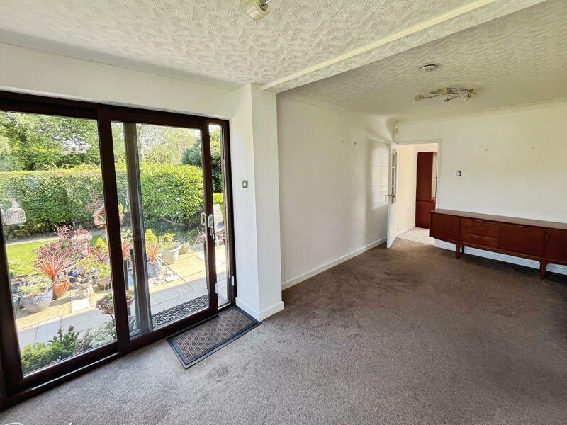 Breakfast Room/Dining Room