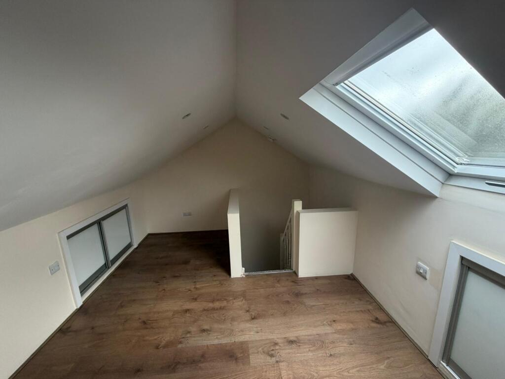 WhatsApp Image 2025-10-20 at 13.12.05_8d5c579b