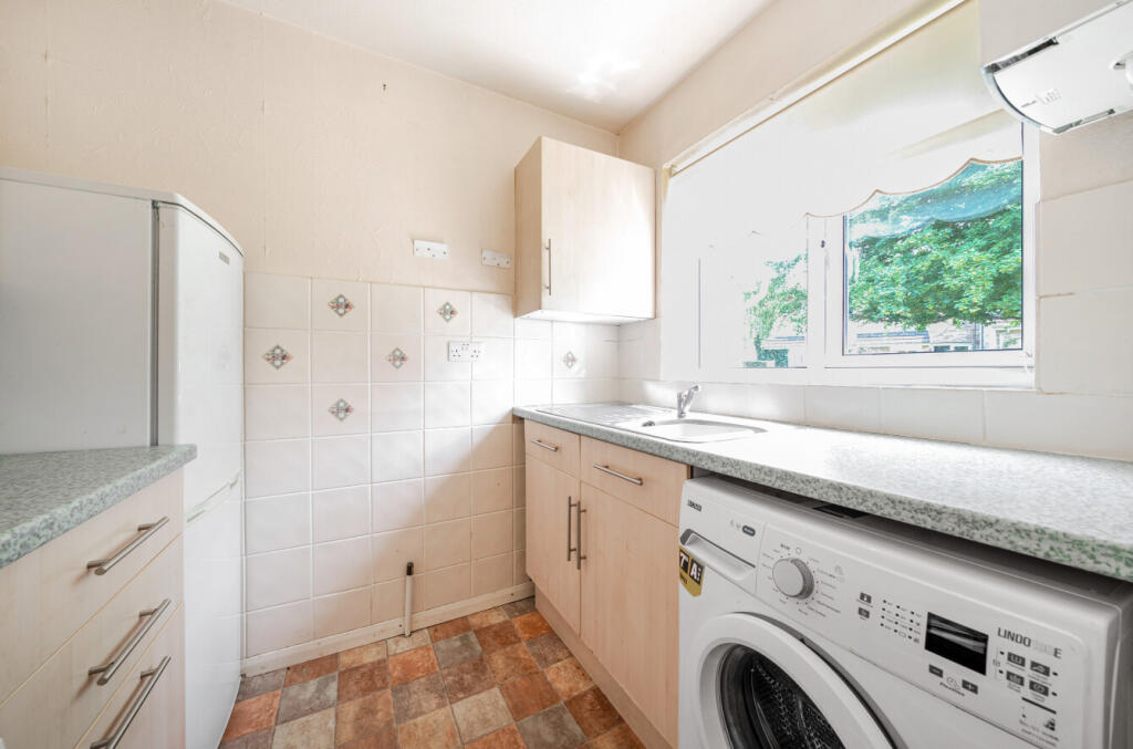 1306078-1-6849724...