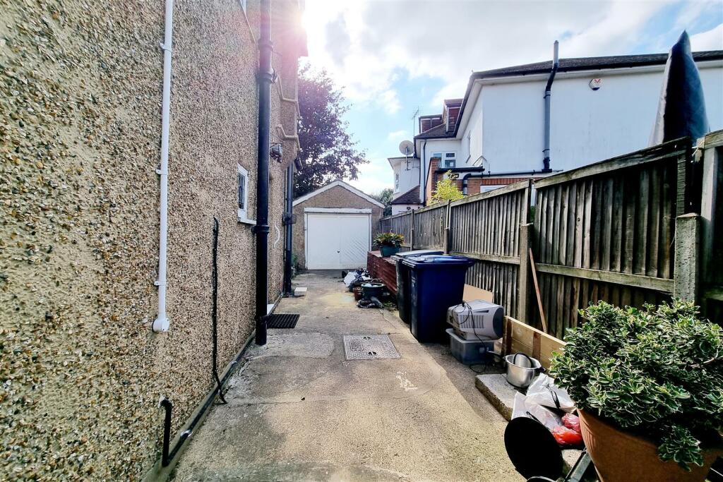 GARAGE WITH OWN DRIVE:
