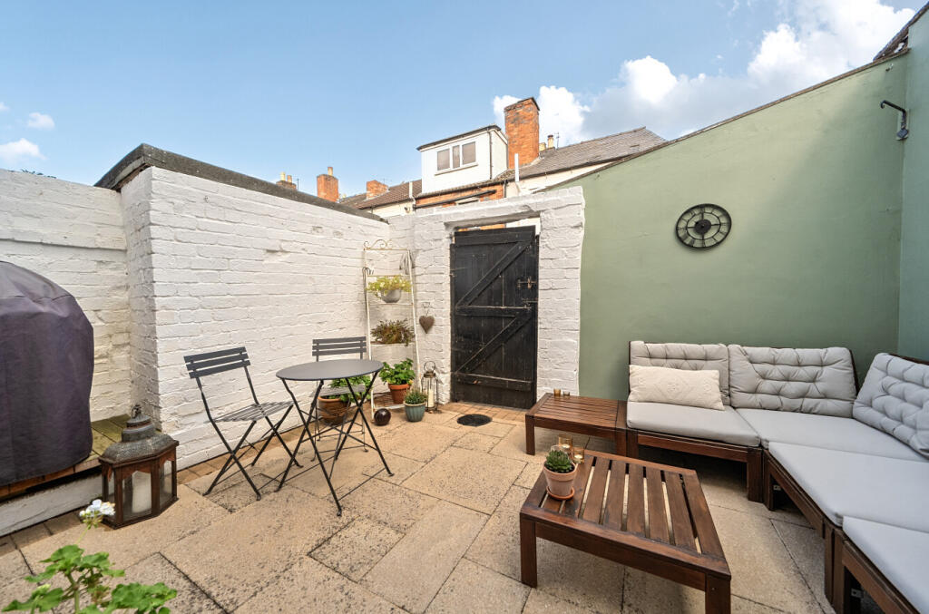 1354397-9-68c3f8c...