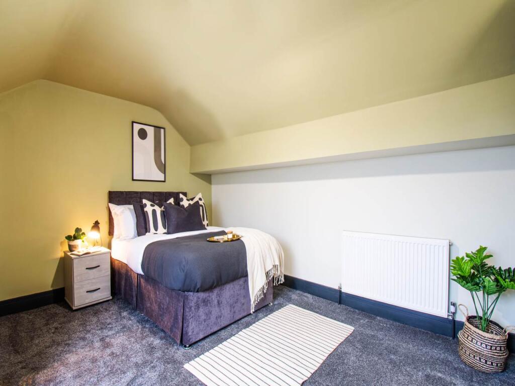 2 Woodville Mount R1