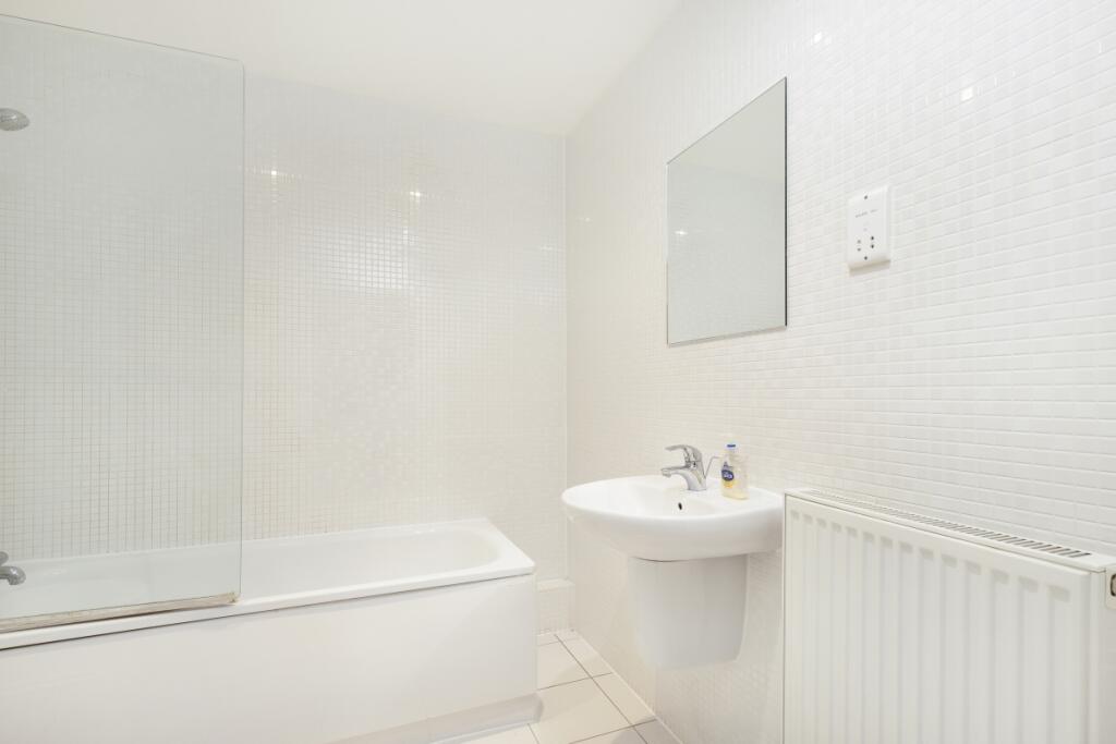 De Beauvoir House...