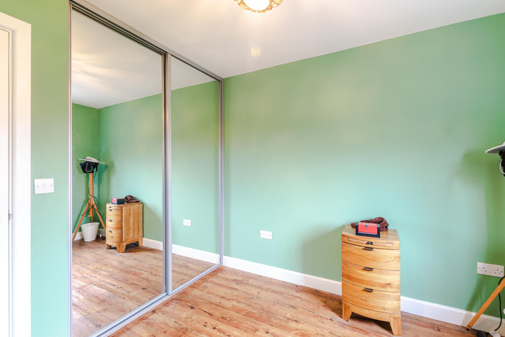 bedroom2
