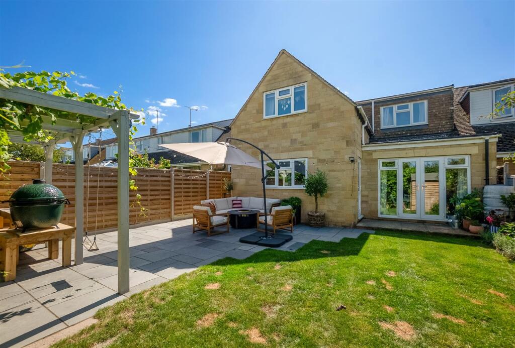 37 Meon Road - 1798-13.jpg