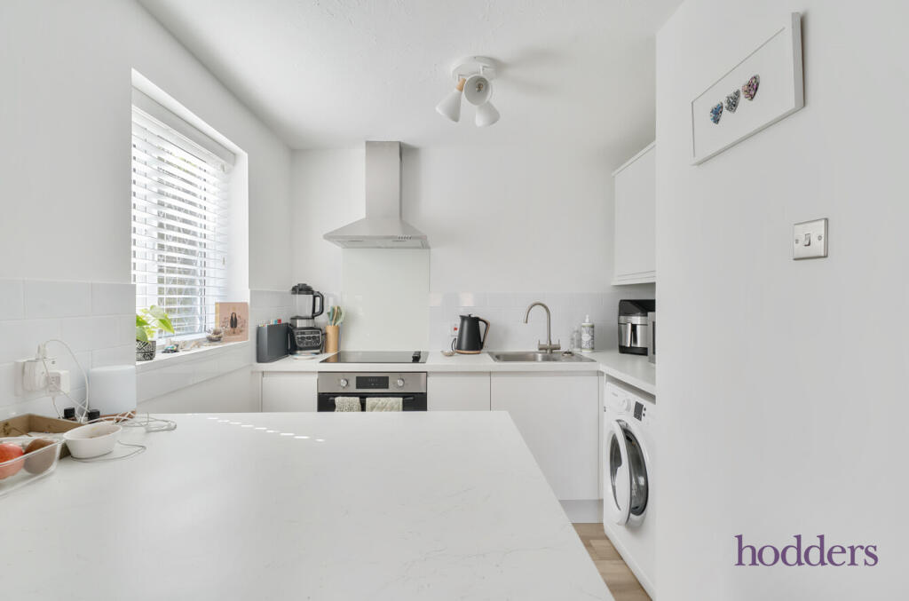 64e222c9-0ba5-47e...