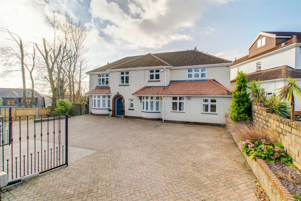 Holybush Road, Cyncoed, HernCrabtree (6).jpg