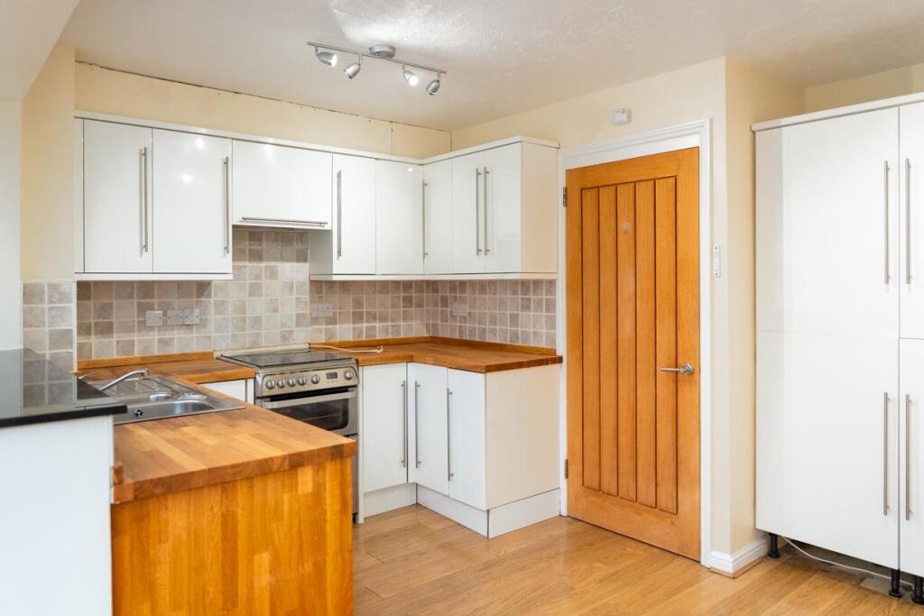 33 Ockley Brk ? 04.jpg