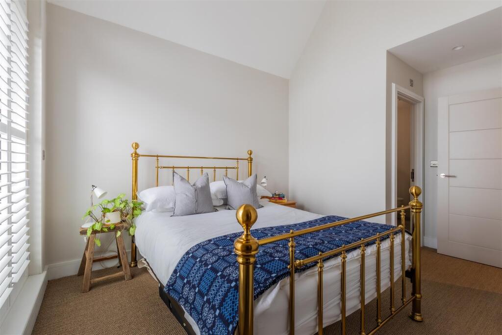 Suffolk Mews 5-3.jpg