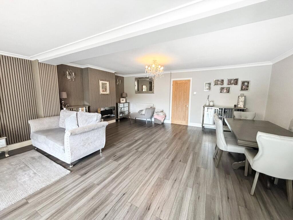 Living Room Diner