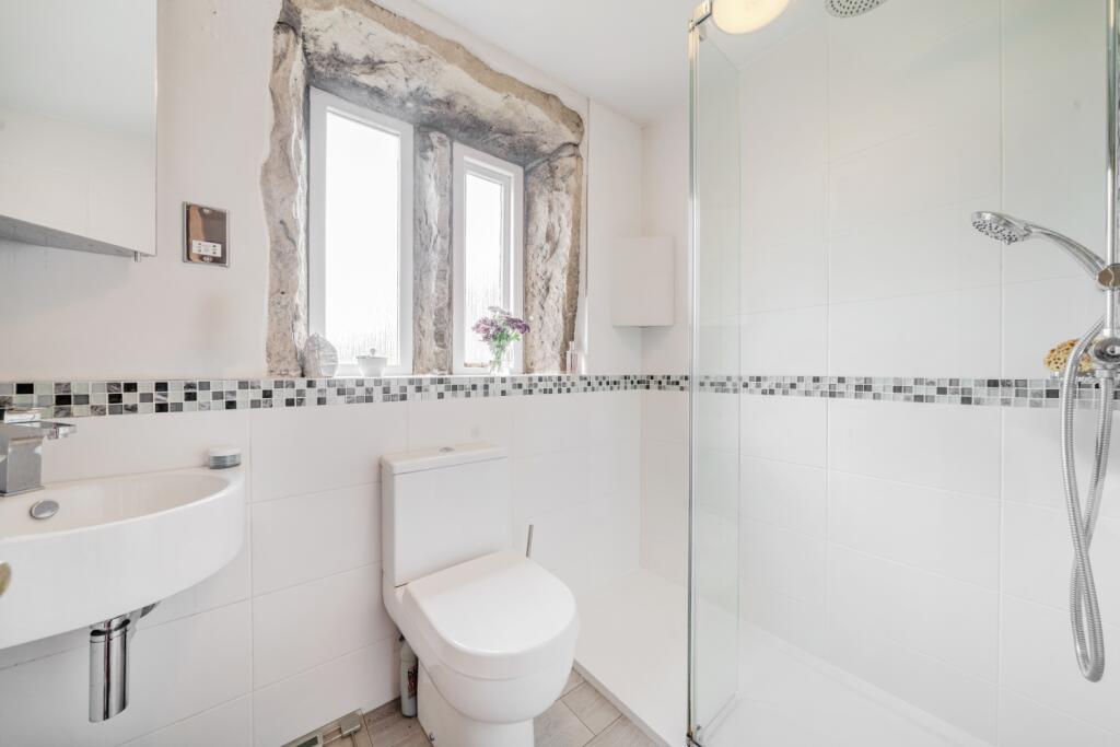 1310096-7-6859715f8fe33