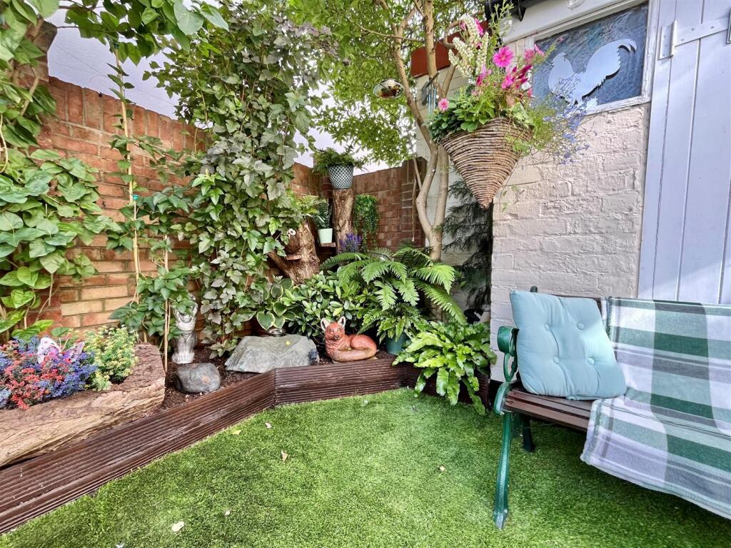 Garden - image four.jpg