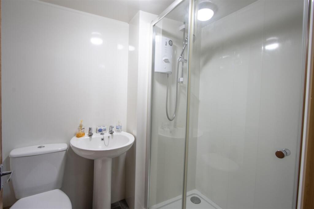 Outbuilding Shower Room