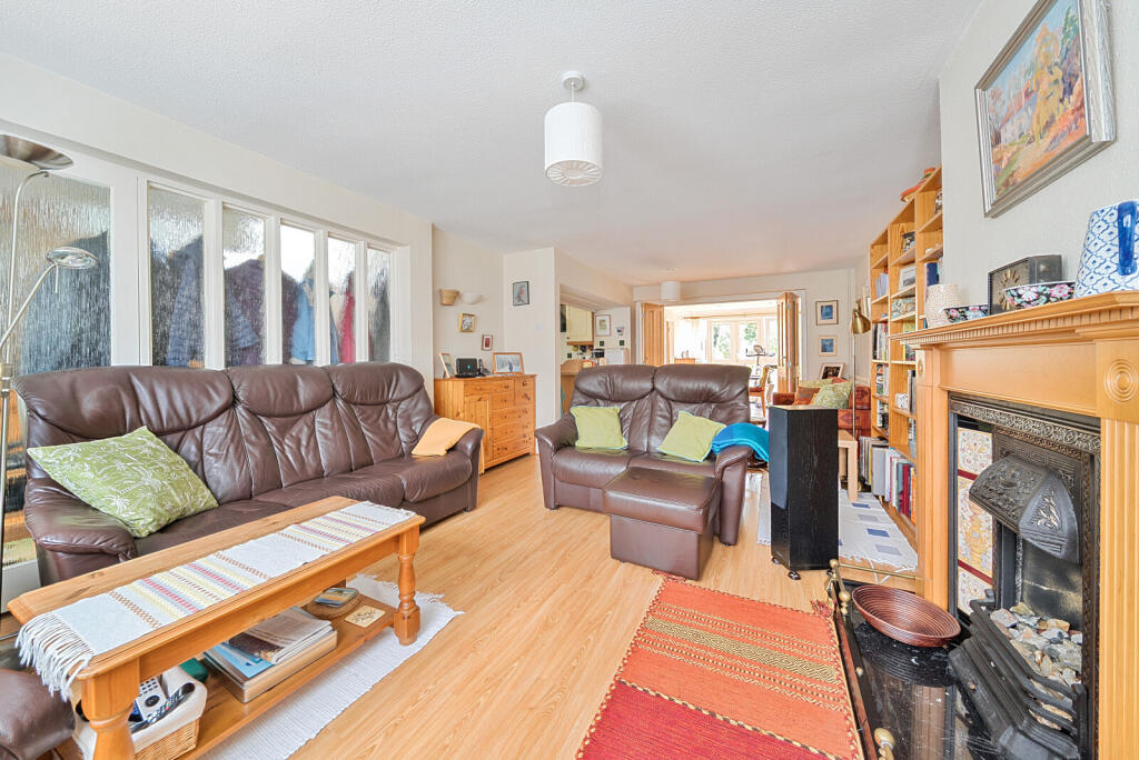 1304567-13-684167...