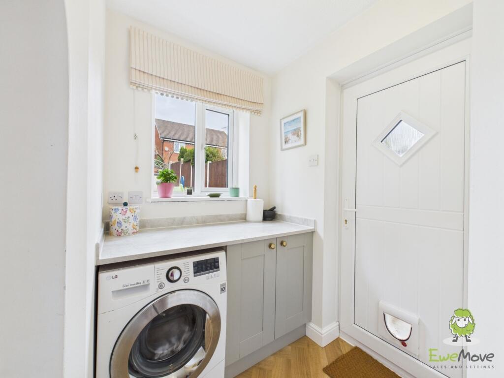 CAM02463G0-PR0086-STILL015