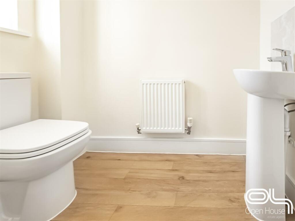 Headstock Drive (6).jpg