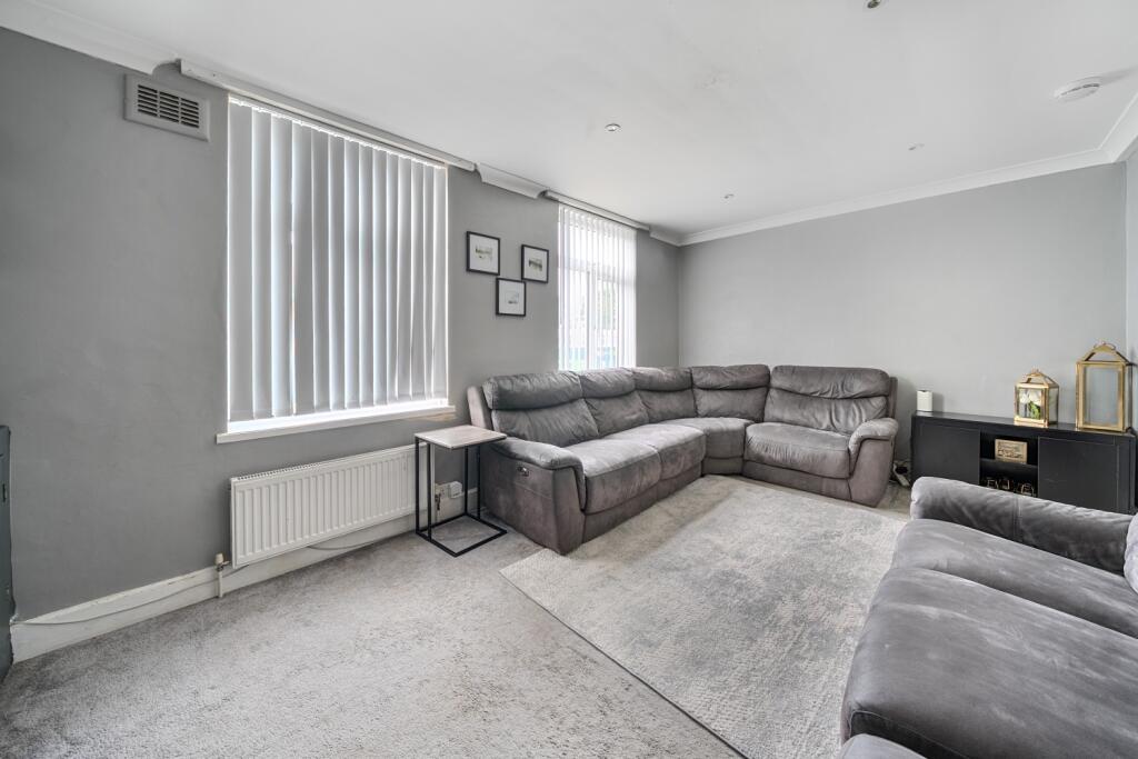 1323981-8-6880a96e04ae5