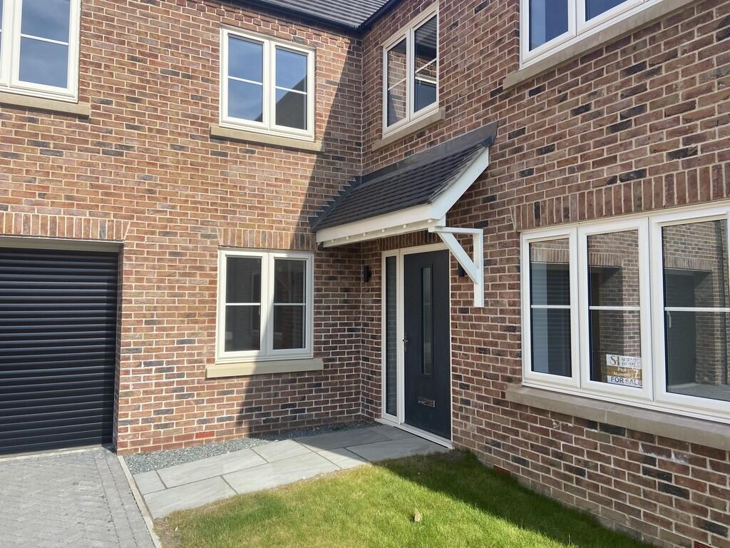 plot 7 third phot...