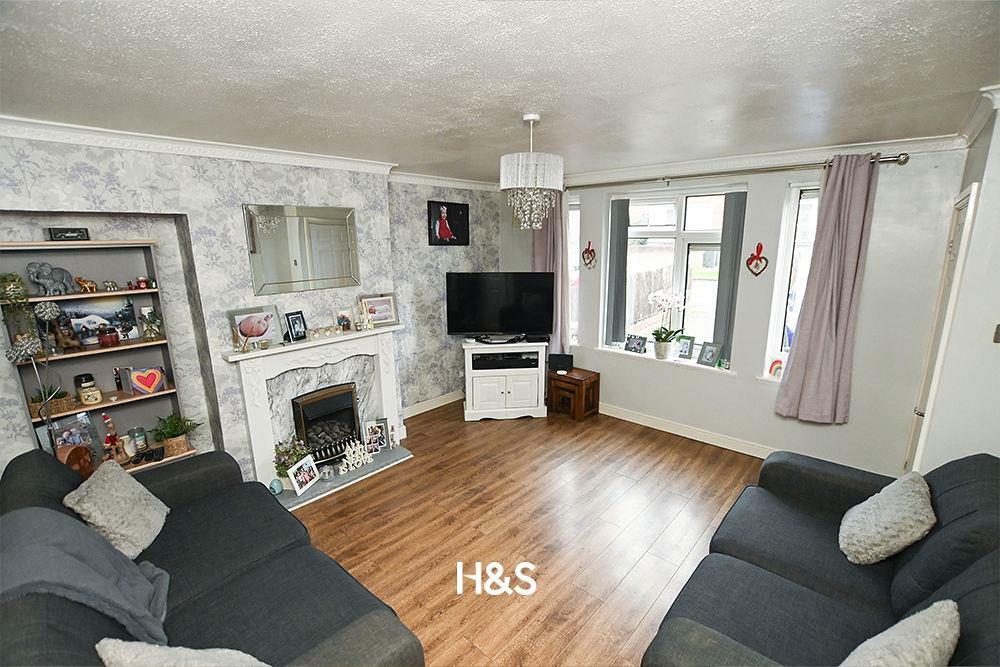 116HazelvillePS4.jpg