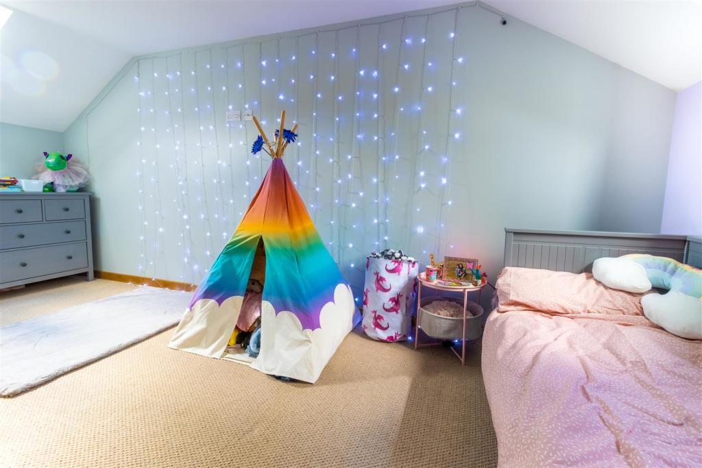 Bedroom 3.jpg