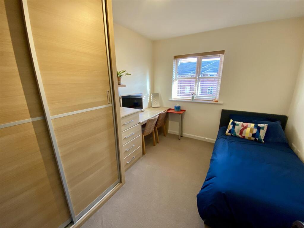 Bramleys Estate Agents - Marmaville Court - Mirfie