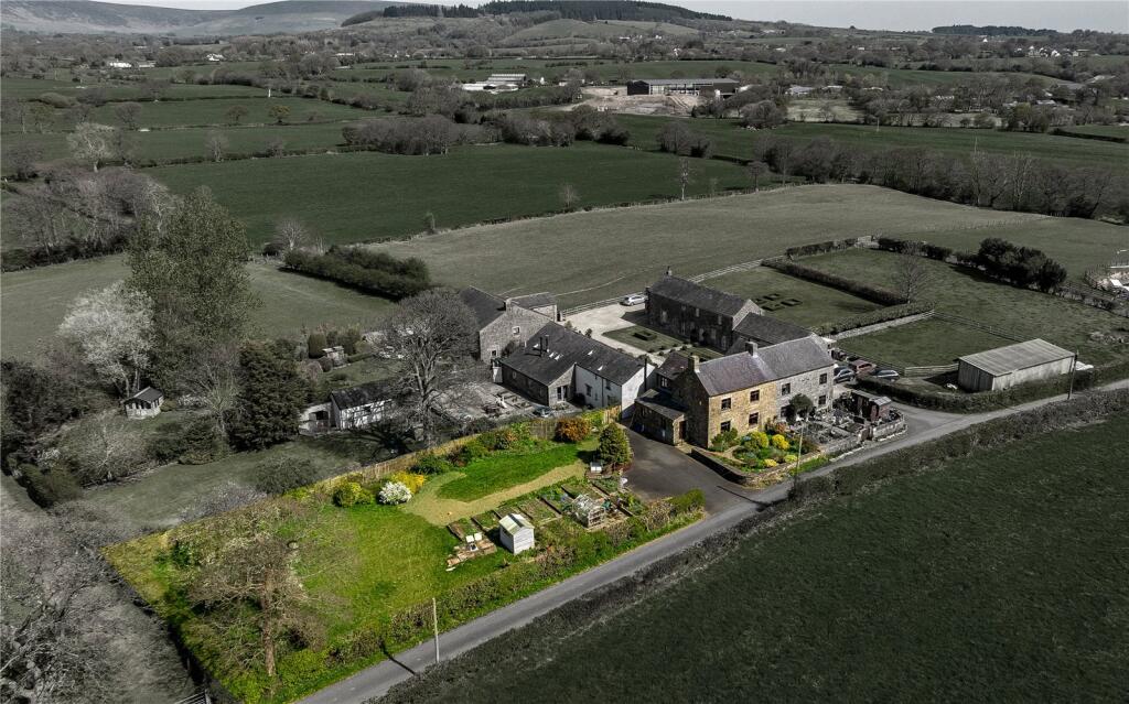 Higher Fairhurst Far