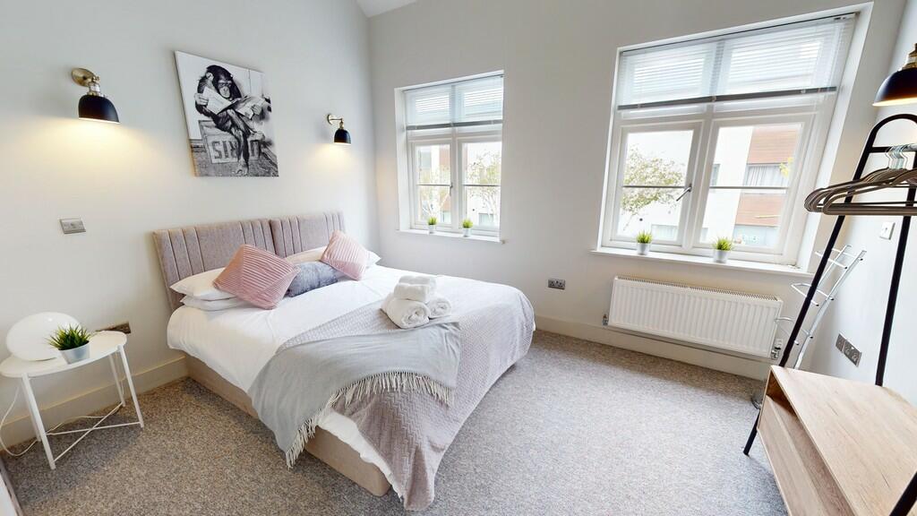 Coach-House-04242...