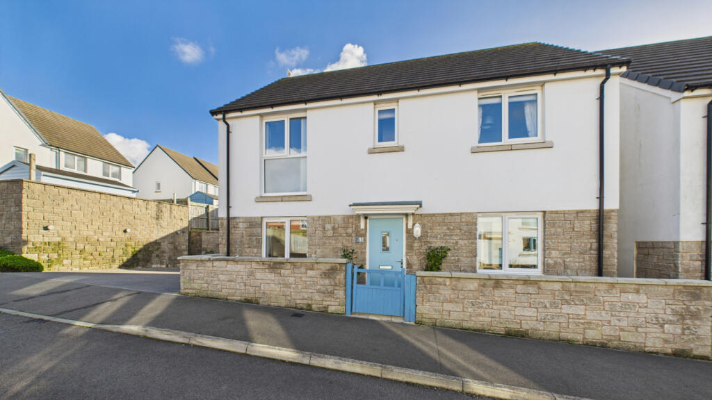 4 Bedroom Detached House for Sale