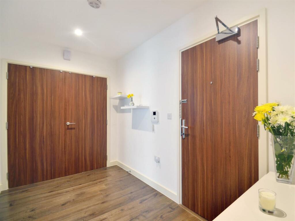 Davidson Frost-Wellings, DFW, Hallington Court, Ed