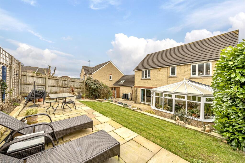 63f4e29811434-944933 (10).jpg