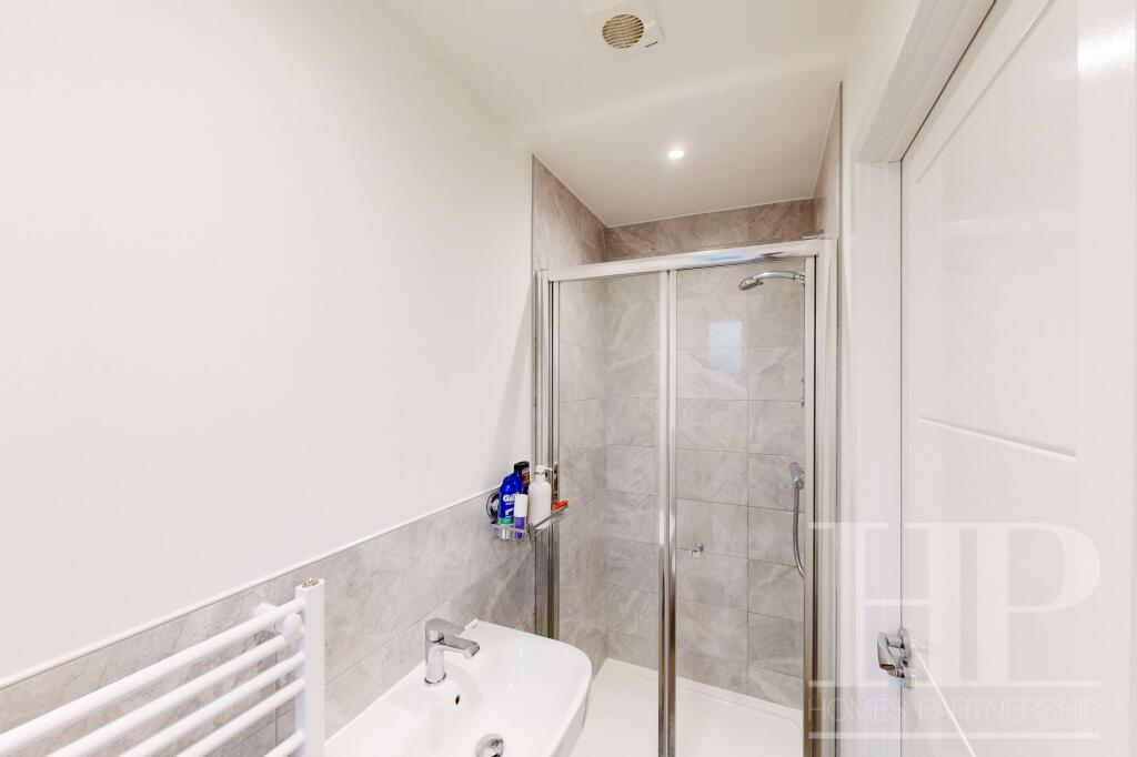 En-suite shower room
