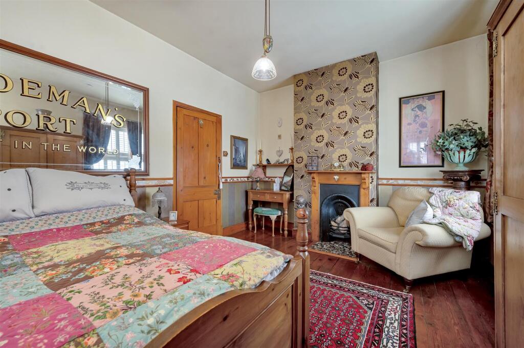 23a High Street PH-44.jpg