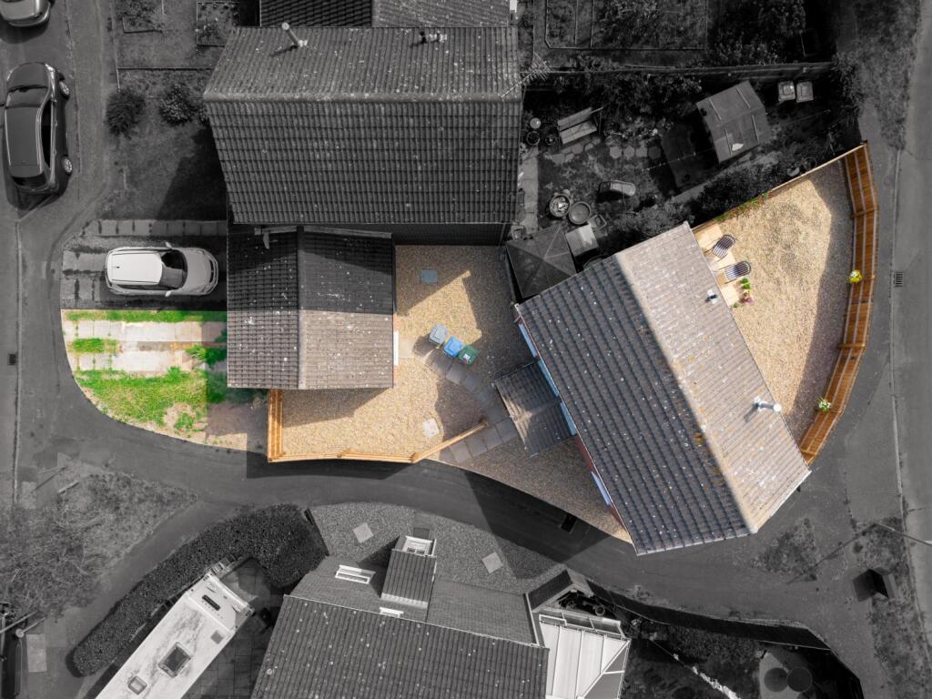 20250701131901 - DJI_0621 - 8 Burnham Close, Triml