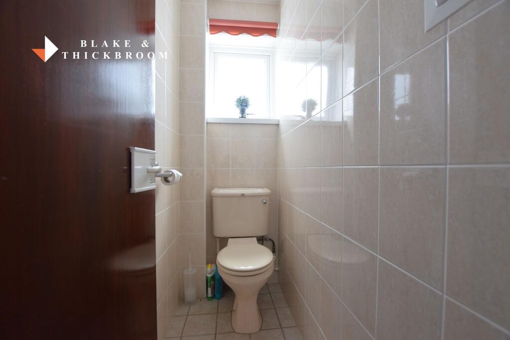 SEPARATE WC
