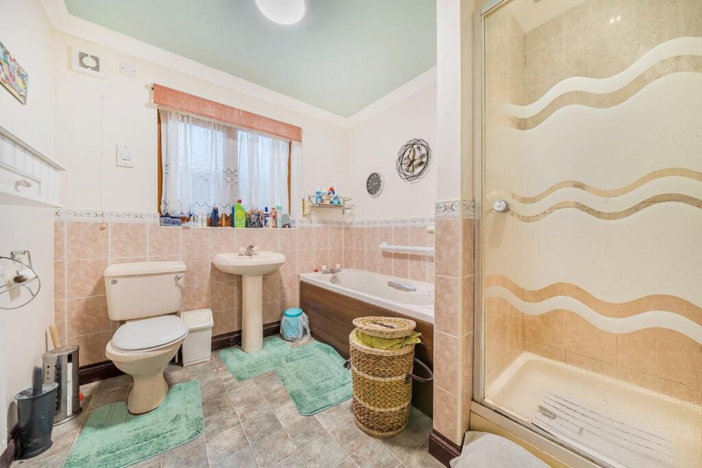 BATH &amp; SHOWER ROOM.jpg