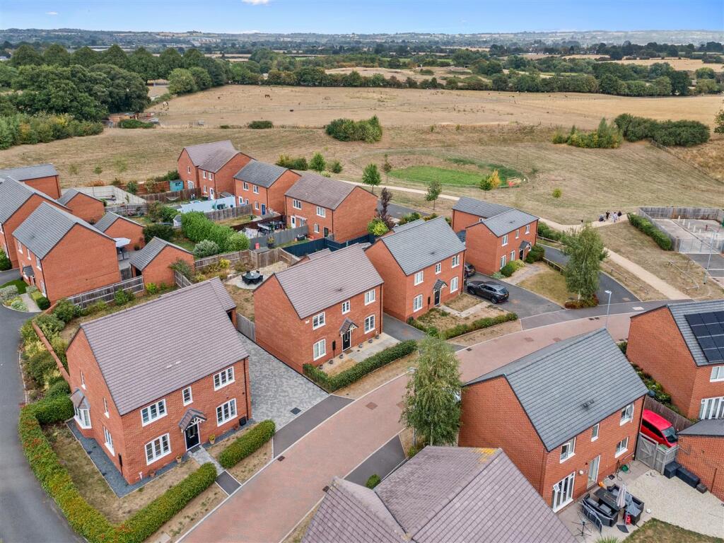 45 Tannery Drive-6.jpg