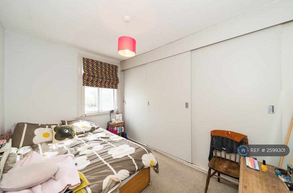 Upstairs Bedroom Pic 1