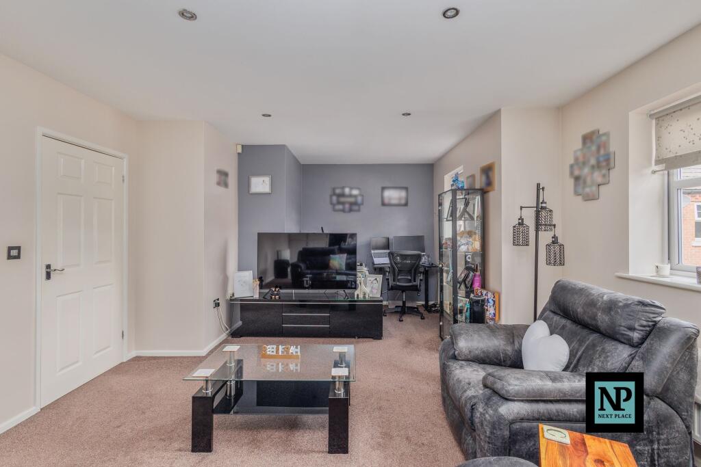 Open Plan Kitchen /  Living Room Diner