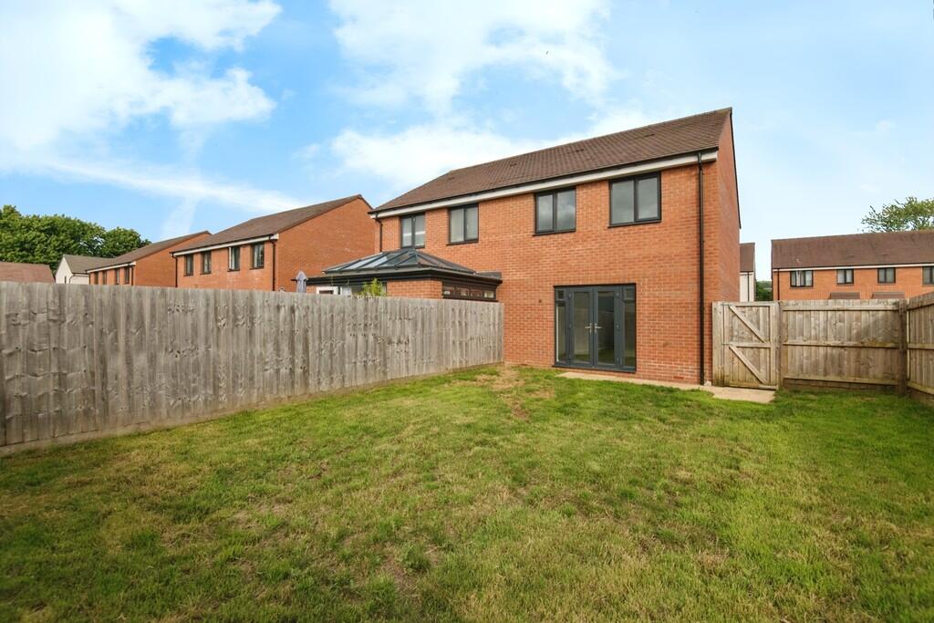 7oldshowfieldway-...