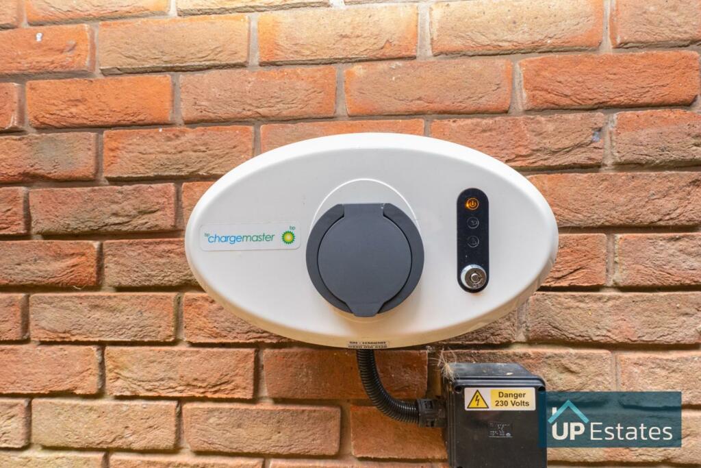 electric vehicle charging point.jpg