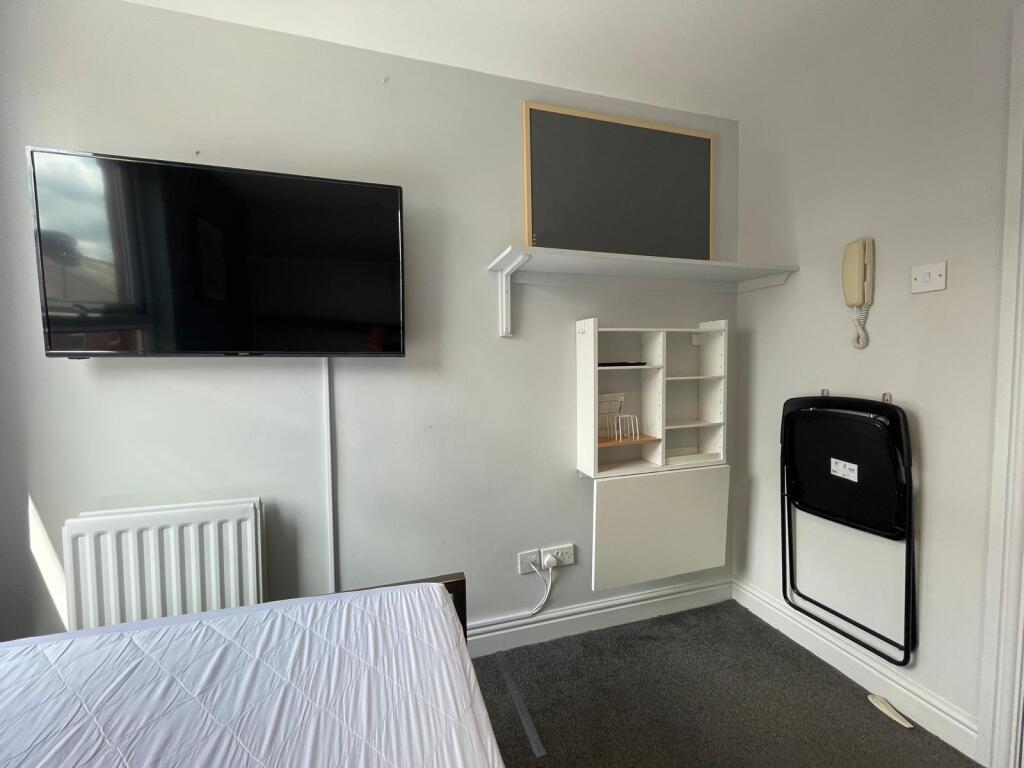 Room 7
