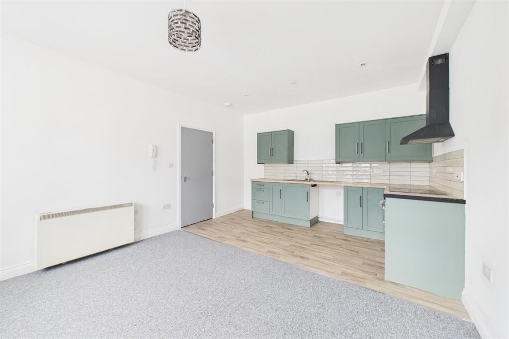 84 - 86 Stapleton Rd St Jude's, Bristol BS5 0PW | 