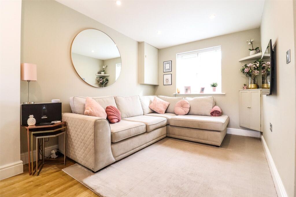 Kitchen/ Family Room
