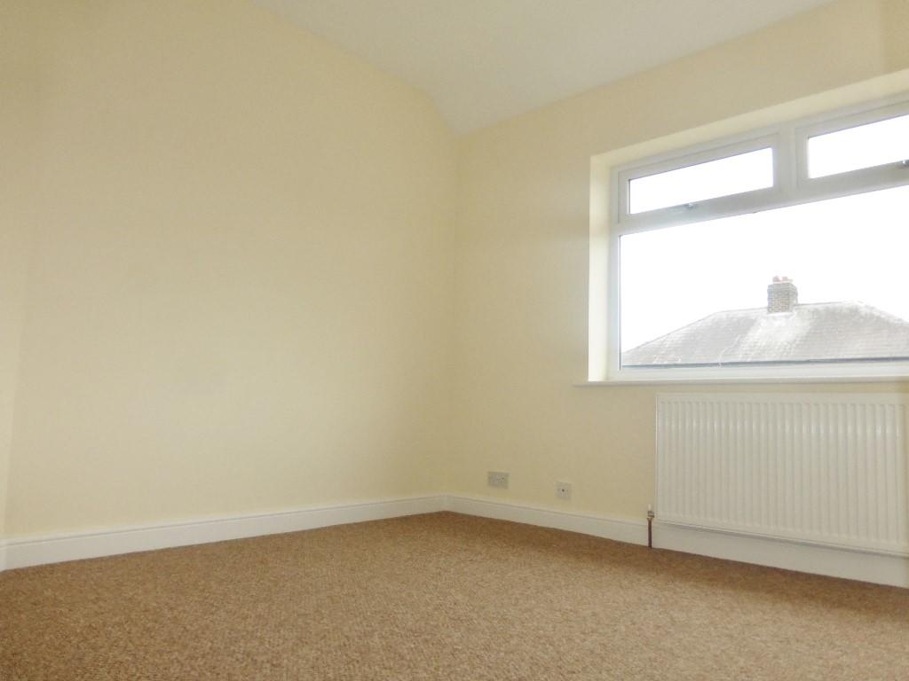 Bedroom (g)