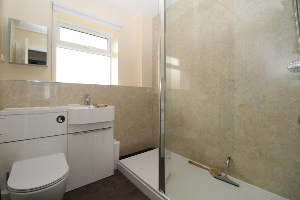 Family Shower Room