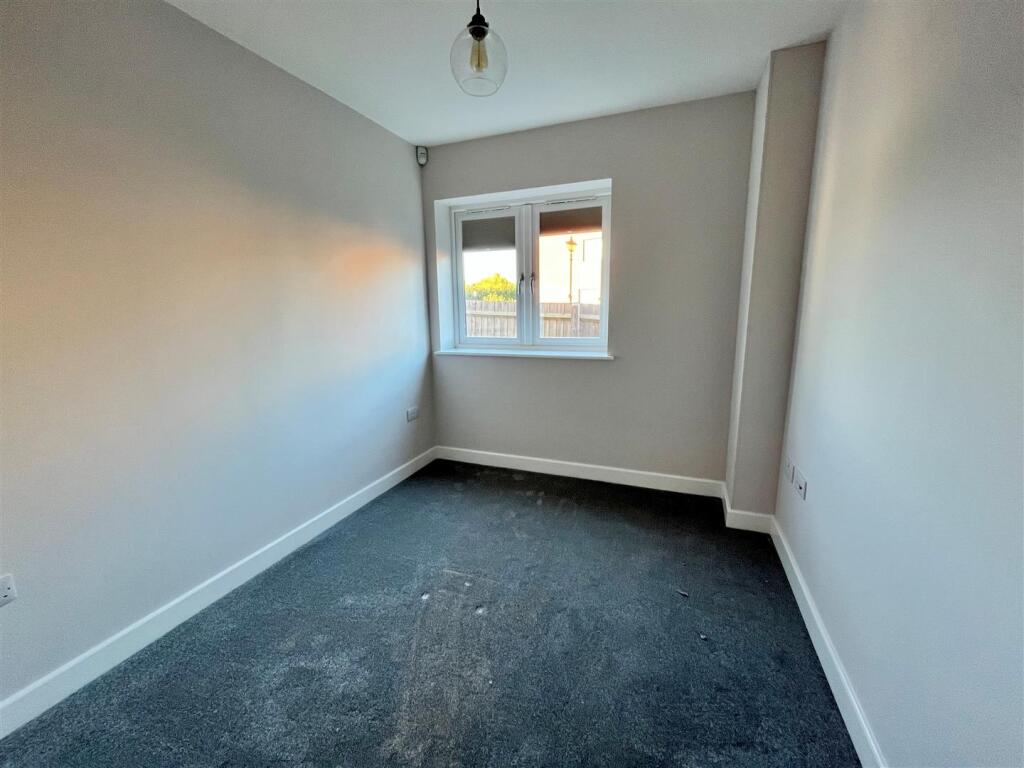 Bedroom 3.jpg