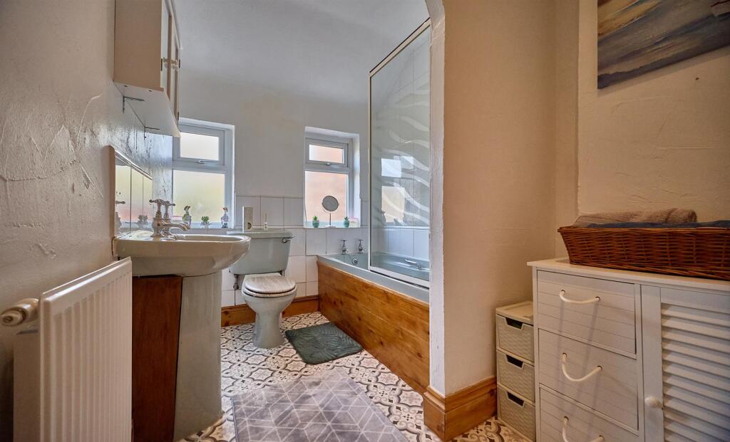 Rear Family Bathroom
