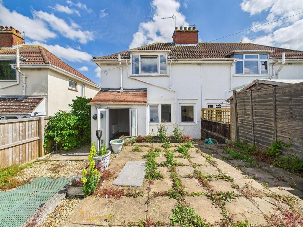 9 - 3-bed semi-detchaed house.jpg