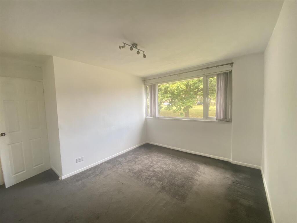 Main bedroom