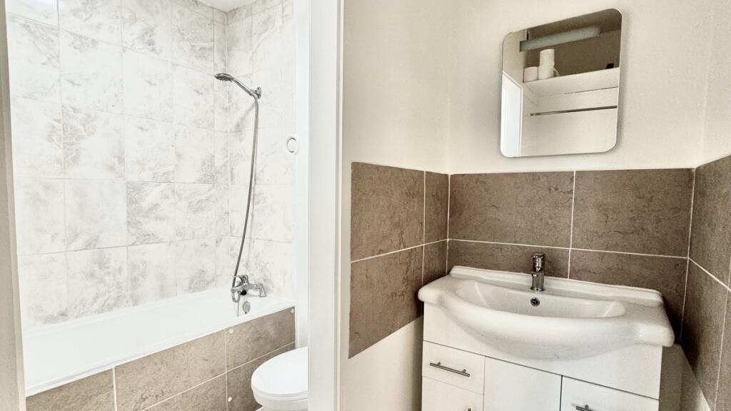 bathroom 22